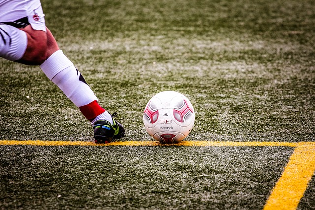 英超第17輪補賽布倫特福德1-3曼聯 伊蘭加破僵格林伍德與拉什福德先後建功.